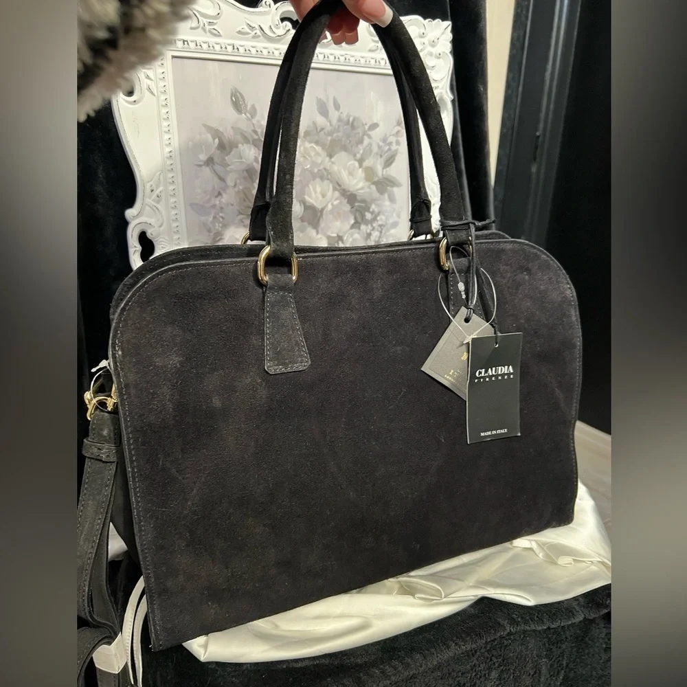 🖤CLAUDIA Made In Italy Suede Studded Annalou Satchel🖤NWT